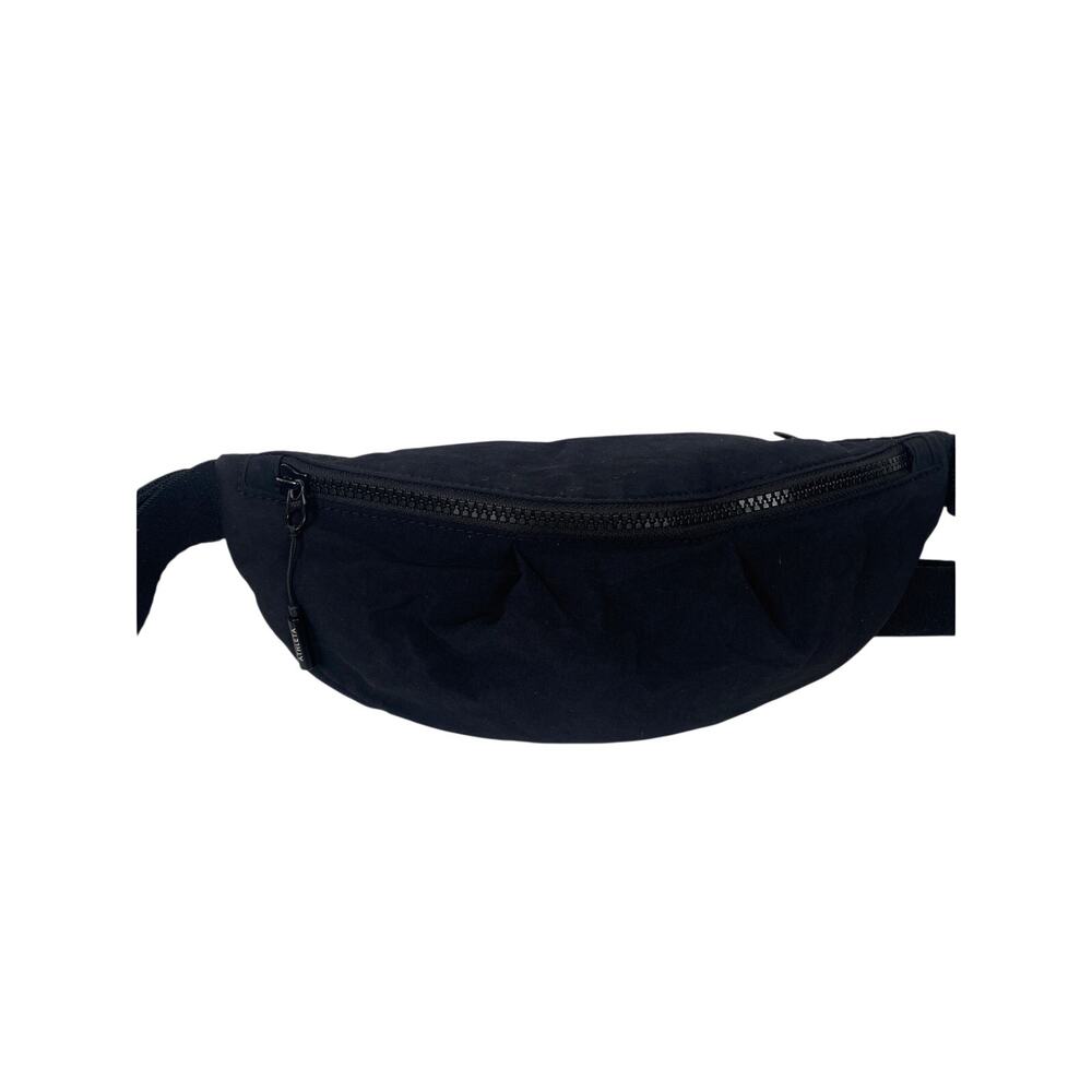Athleta Black Nylon Crescent Fanny Pack Interior Card Pockets Back Zip Pocket